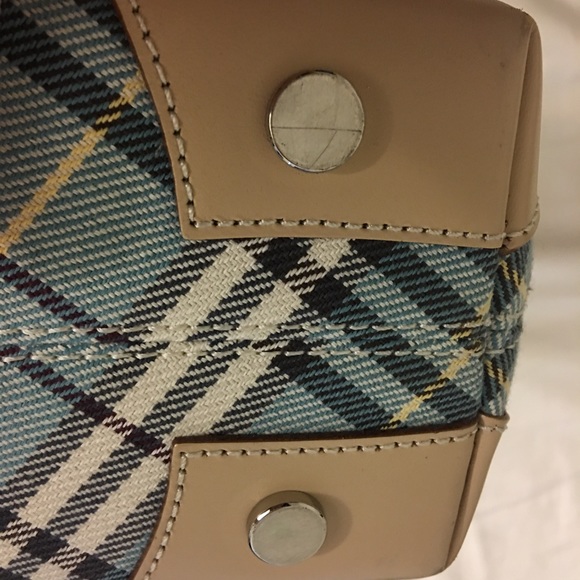 Burberry totes - Picture 6 of 7